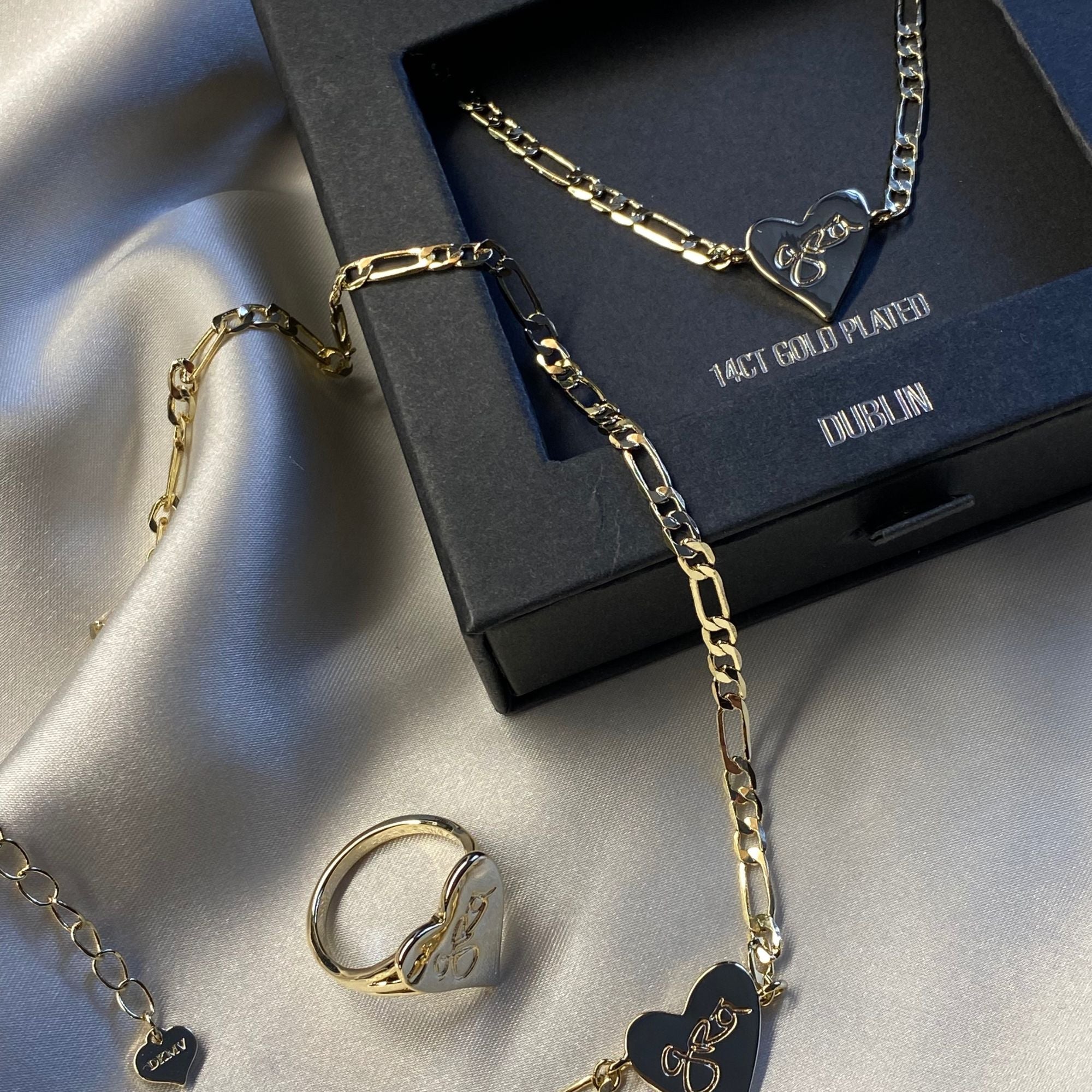Gold Grá Mór Heart Shaped Necklace with Matching Ring and Gift Box